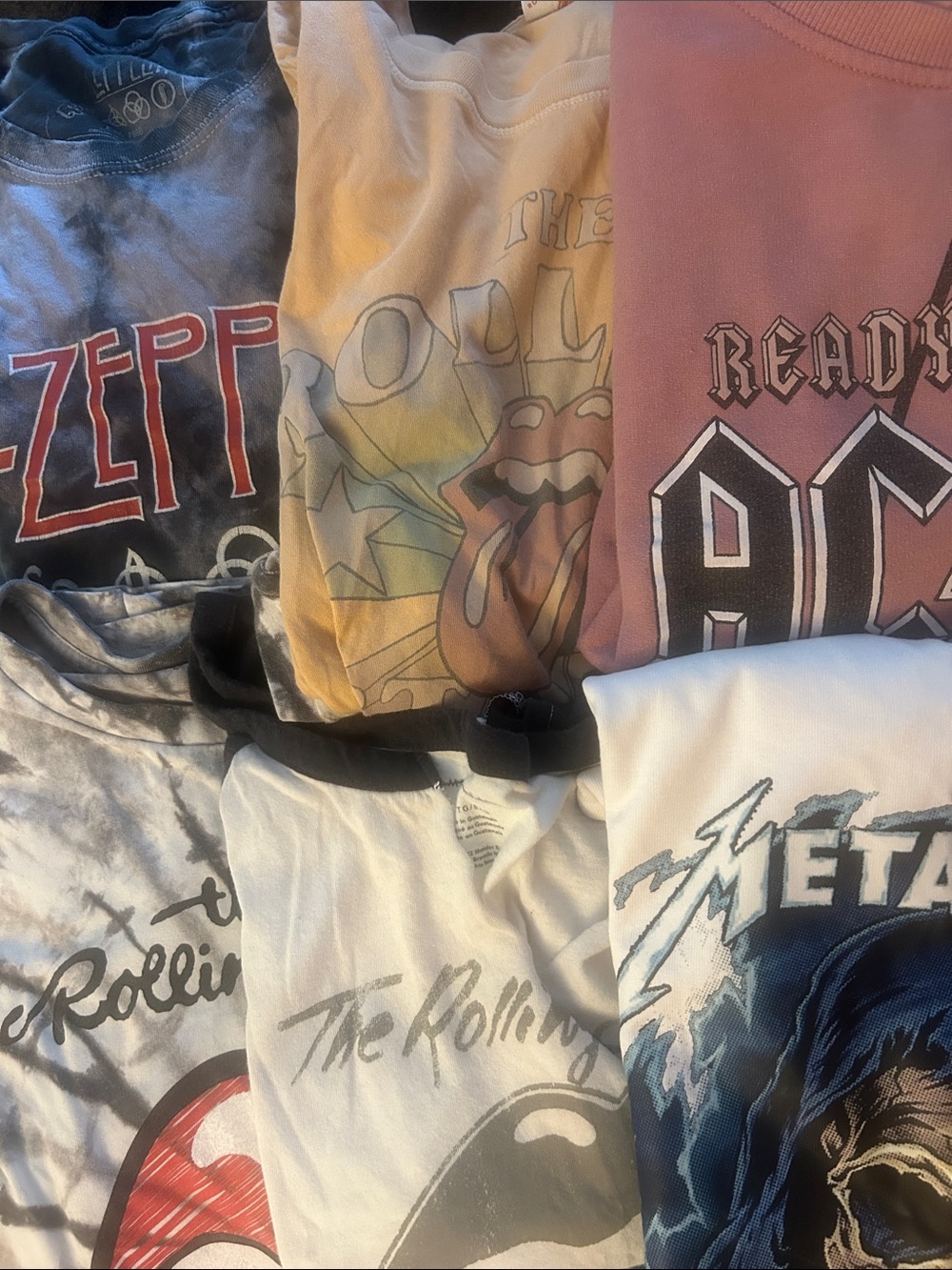 Classic Rock Graphic Short Sleeve Tee - Pink/Yellow/Black/White